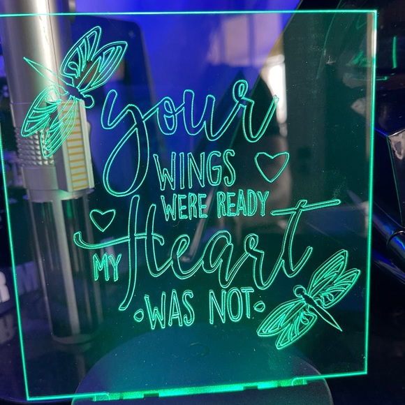 Color Changing light with base - Picture 1 of 4